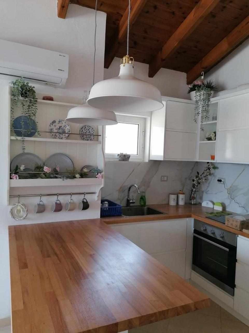 Marianna'S Luxury Apartment Sarandë 객실 사진